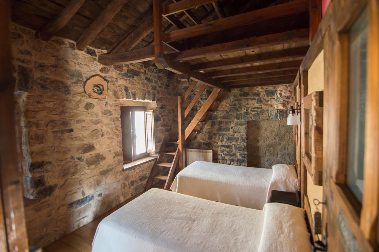 Casa Rural La Catedral De La Montana Guest House Lois Exterior photo