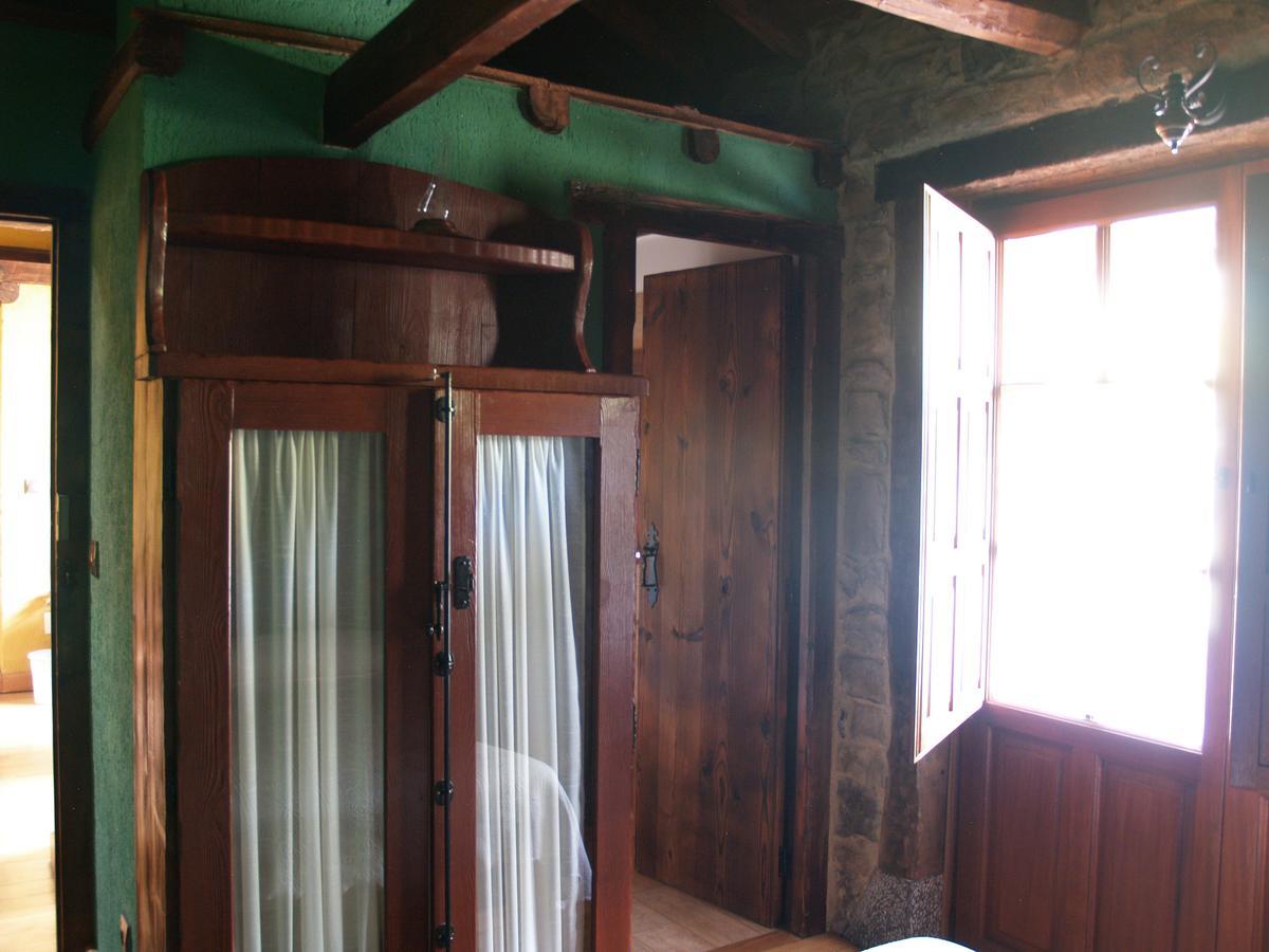 Casa Rural La Catedral De La Montana Guest House Lois Exterior photo